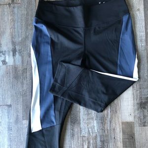 Livi Active Capri leggings size 18/20